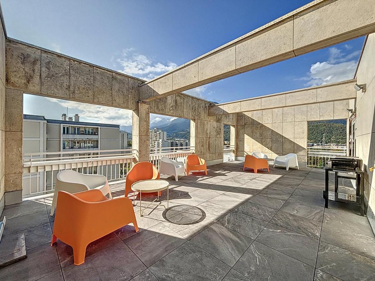 Penthouse, Terrasse vue Montagne - B&B Grenoble