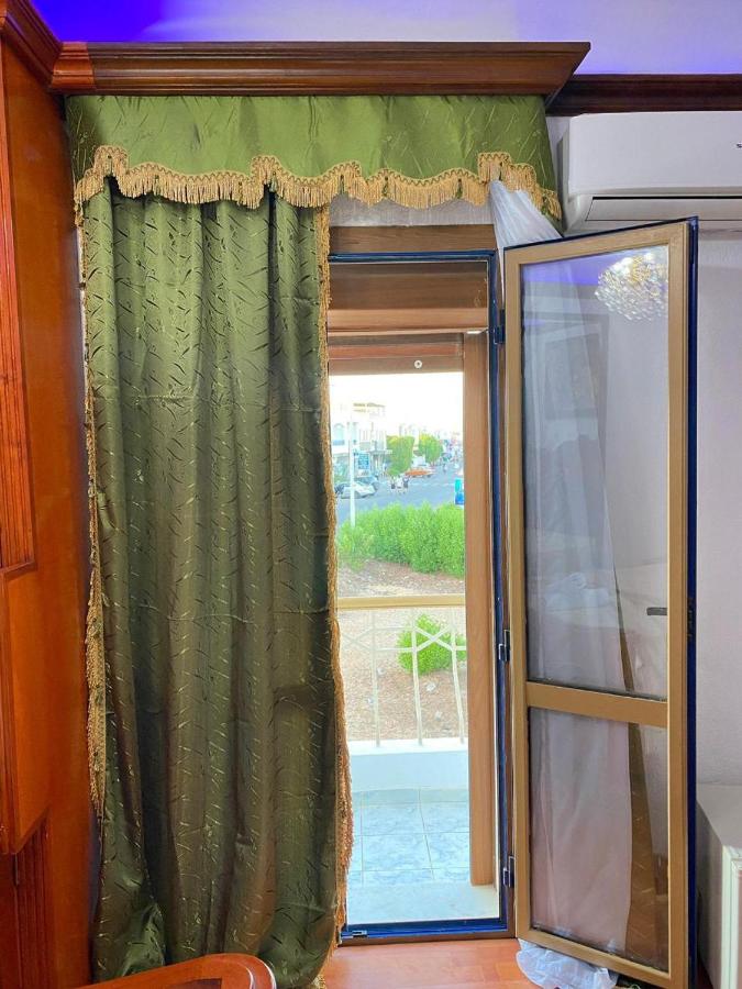 Habitación Doble con baño compartido