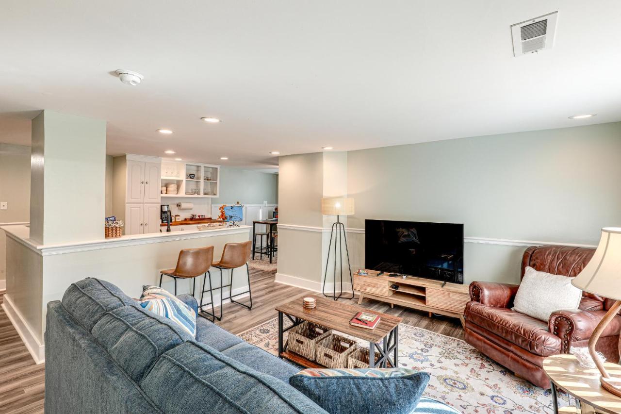 Small-Town Charm and Local Dining Home in Burgaw! - B&B Burgaw