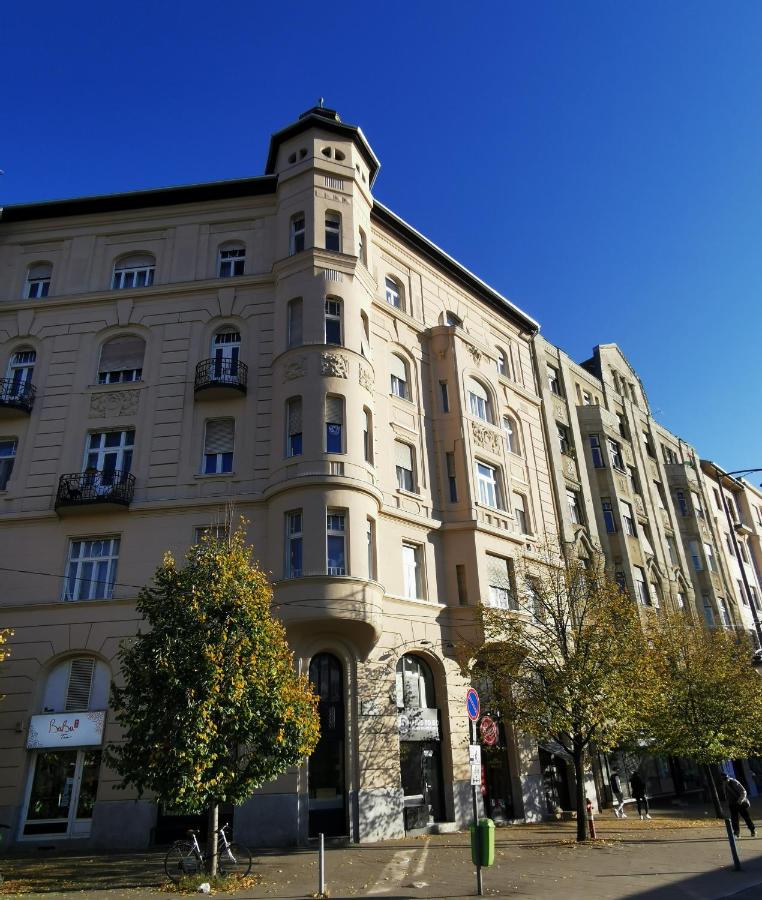 Apartment Krisz - Bed and Breakfast Boedapest