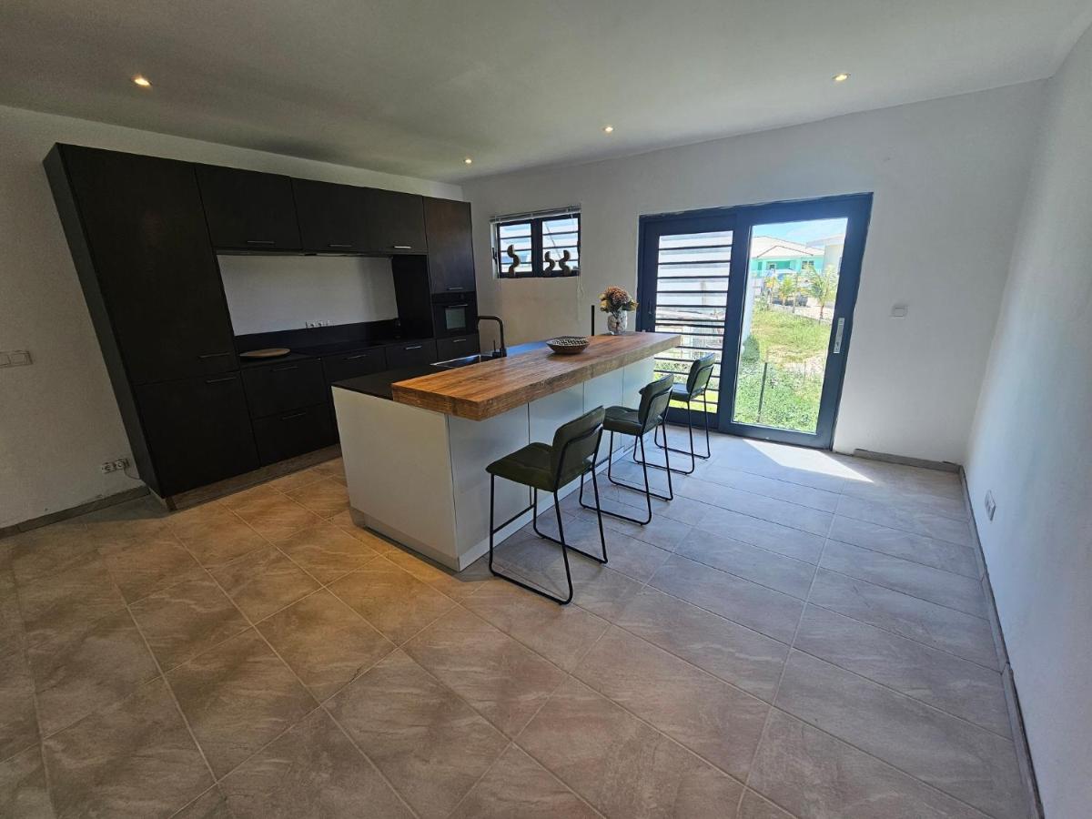 Trupiaal Apartment - Regal Rentals Curacao - B&B