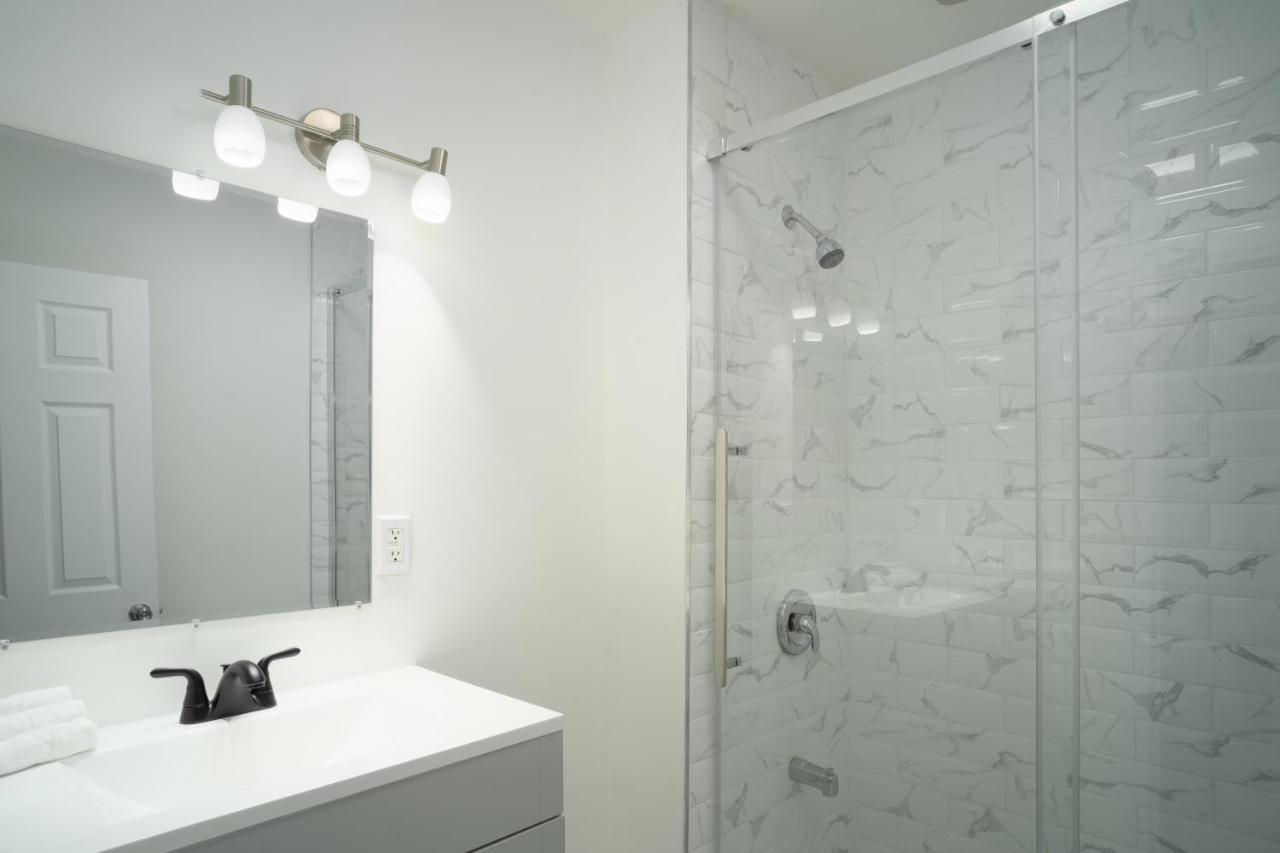 Montfort Hotel - Bed and Breakfast Ottawa