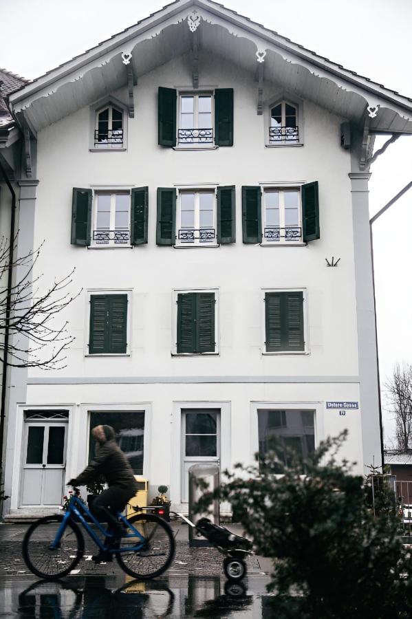 Nimbuzzz Apartments - B&B