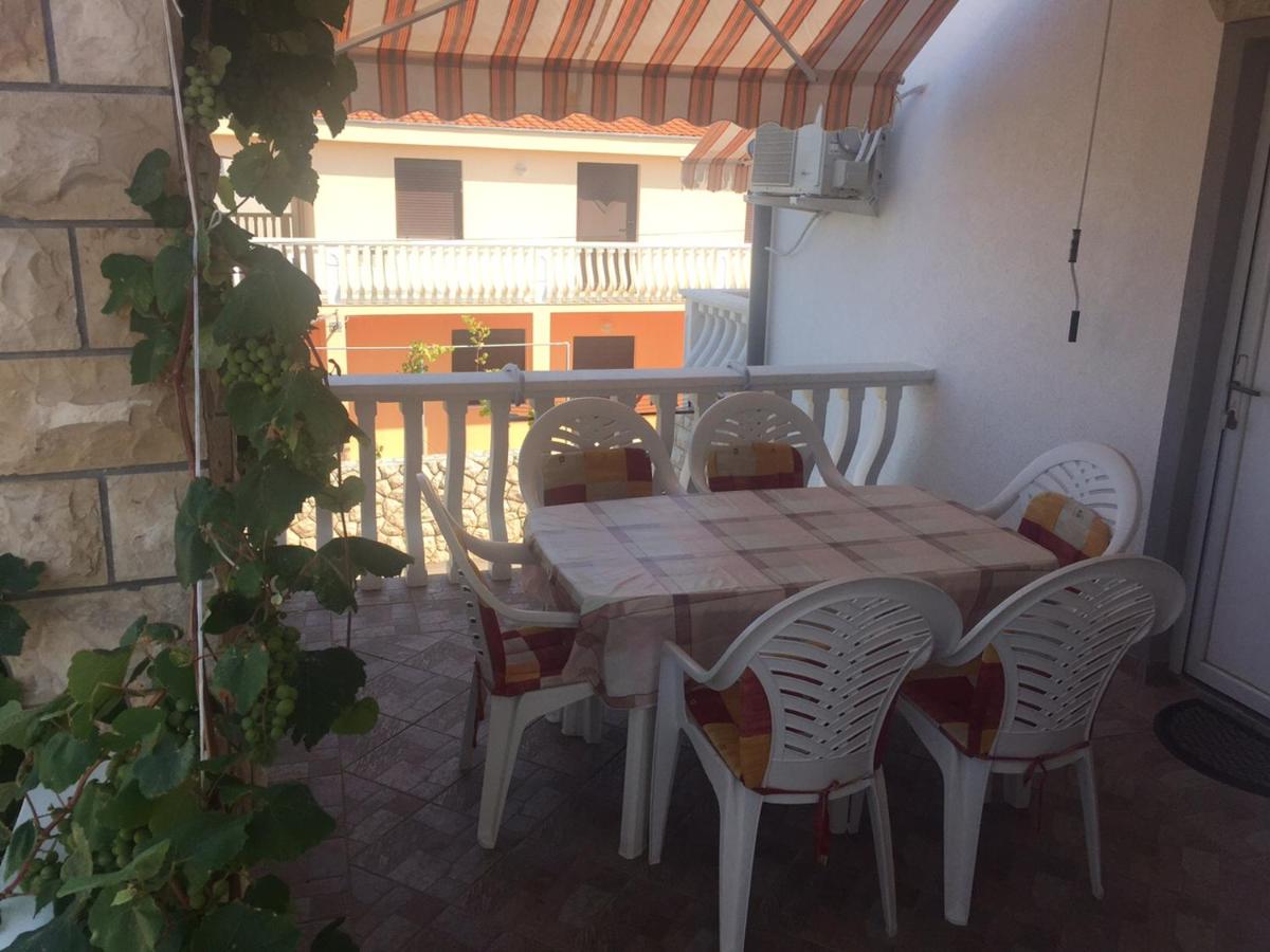 Appartamento con 2 Camere da Letto