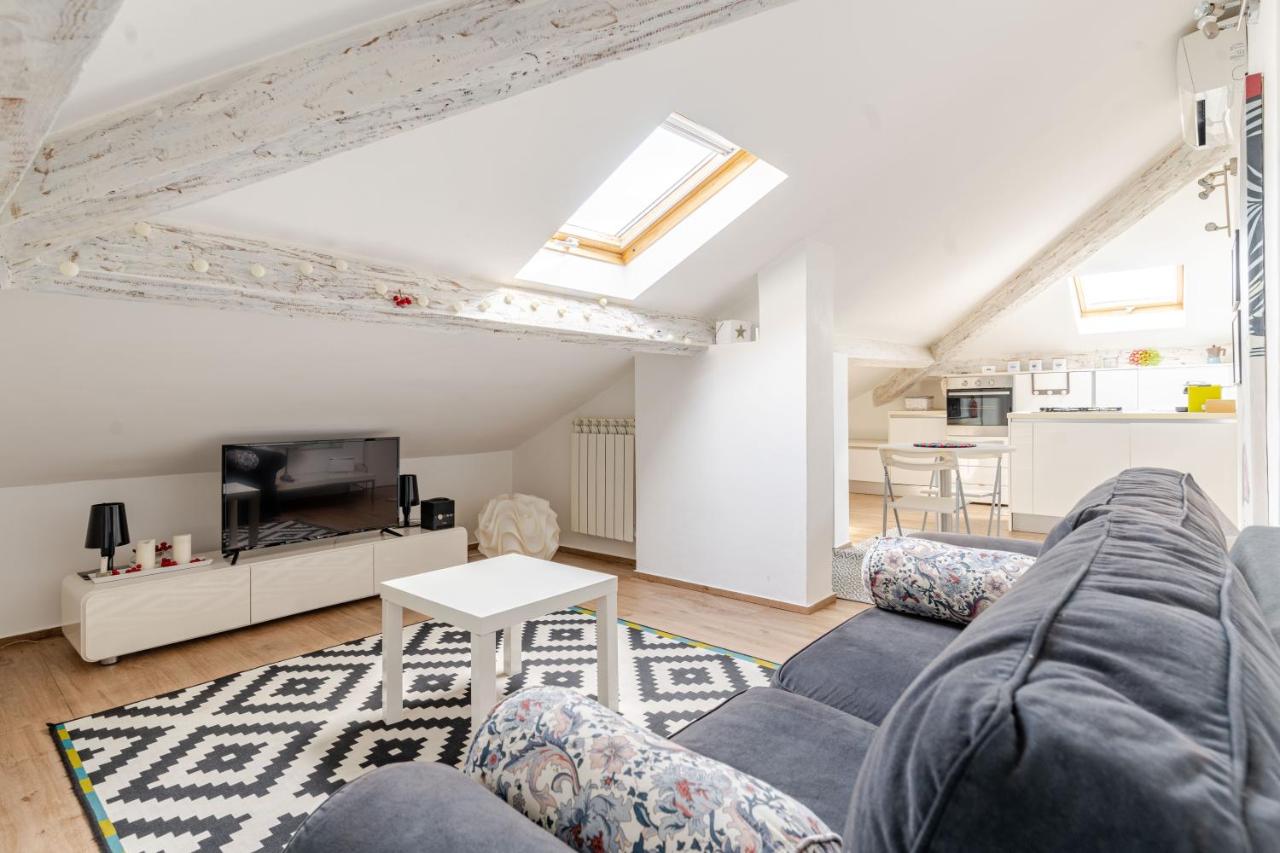 The White Attic - Chambres d’hôtes