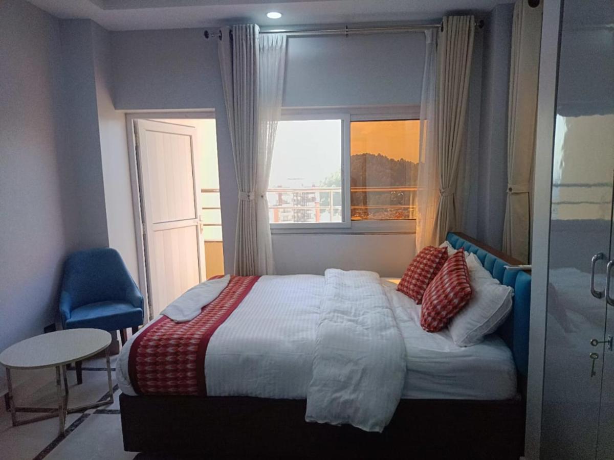 Appartamento con 2 Camere da Letto e Balcone