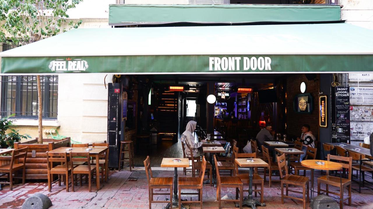 Front Door Suites - B&B