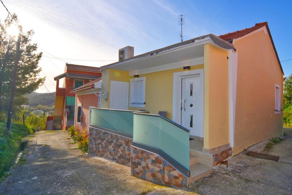 Konstadinos Paradise - B&B Corfú