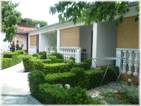 Apartments Karmen - Chambres d'hôtes Sukošan