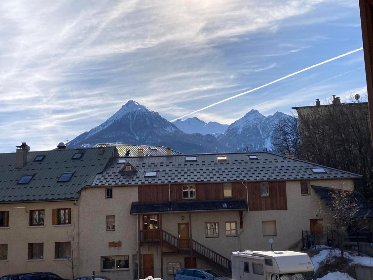 Appartement T2, pieds de pistes, Briançon - B&B