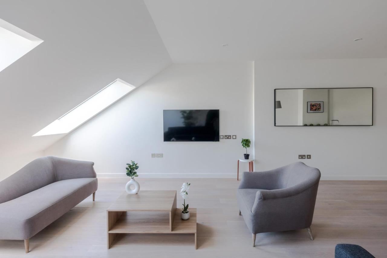 Zen Sanctuary - Soho - by Frankie Says - B&B