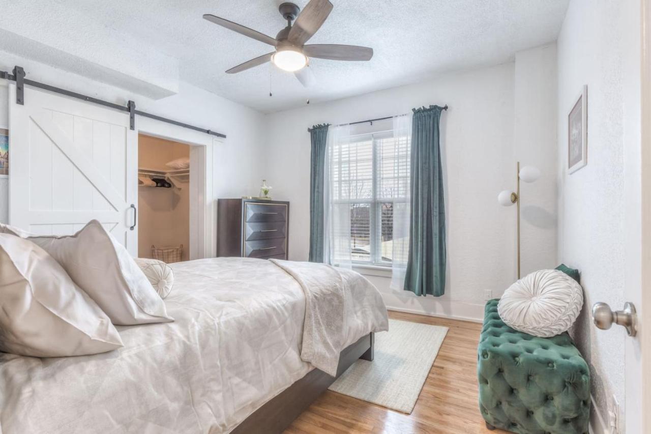 Carson Flats Apt 6 - 1BR Near BOK, OSU Med, Dtwn - Chambres d’hôtes Tulsa
