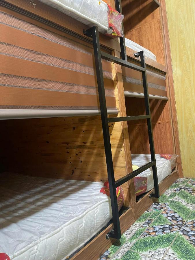 Mixed Dormitory Room