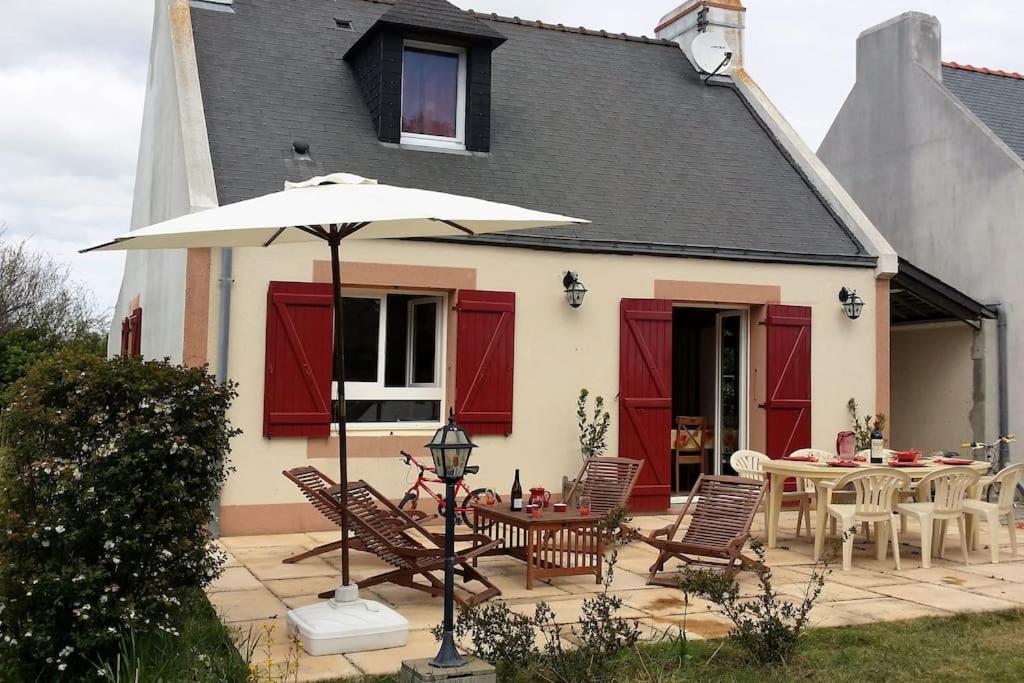 Maison au calme dans village fleuri - Jardin clos - B&B Locmaria