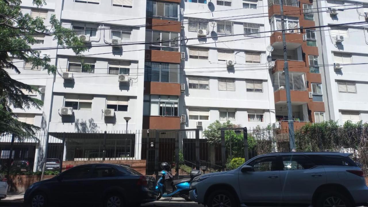 Villa Crespo balcón cochera frente Movistar Arena - B&B