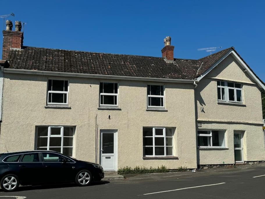 Gorge Nest in Cheddar Gorge - Bed and Breakfast