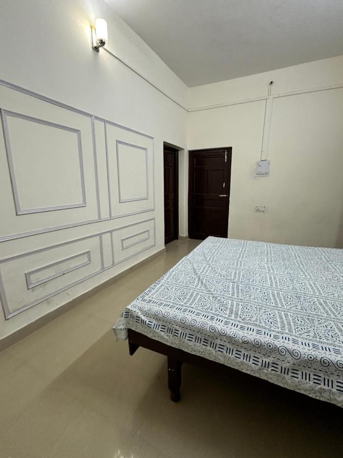 Thakur homestay - Bed and Breakfast Hamīrpur