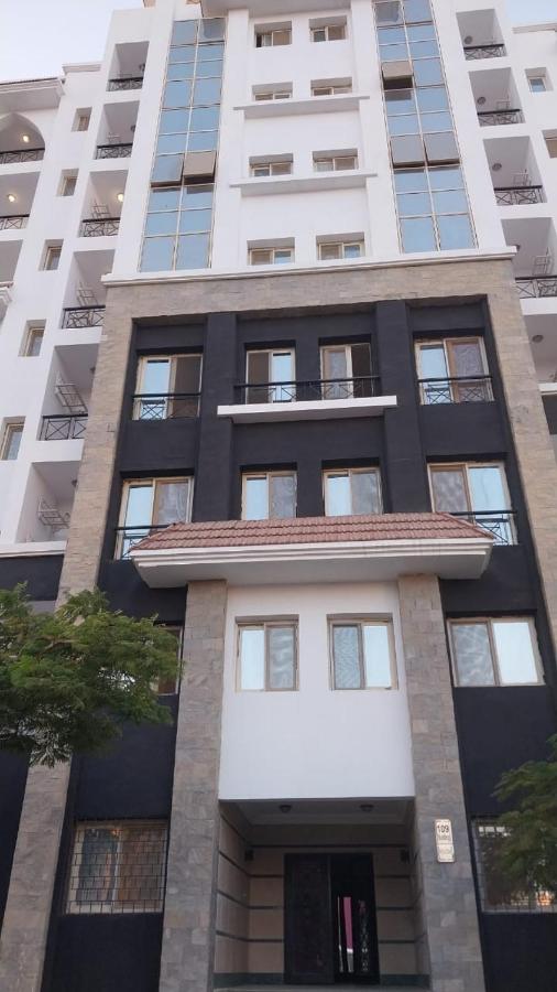 New capital Shared Rooms men only - B&B