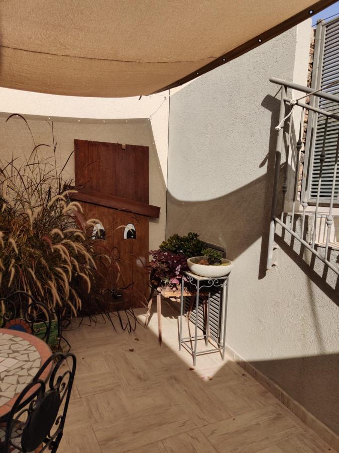 רקפת - יחידה במדבר - B&B Arad