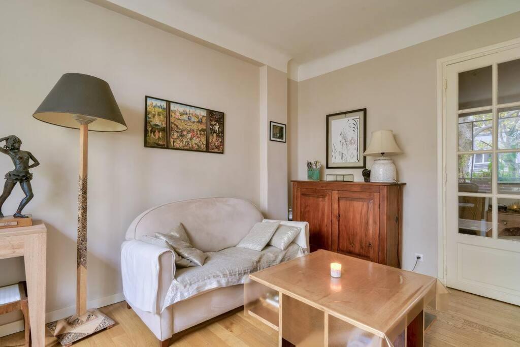 Appart calme à Buttes-Chaumont - Chambres d’hôtes Paris