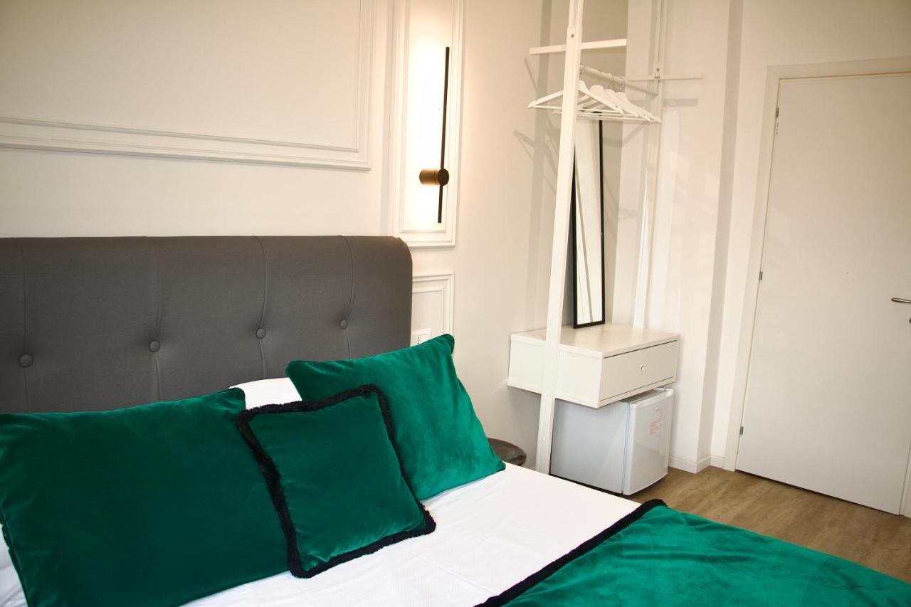 Camera Matrimoniale Deluxe (2 Adulti + 1 Bambino) 