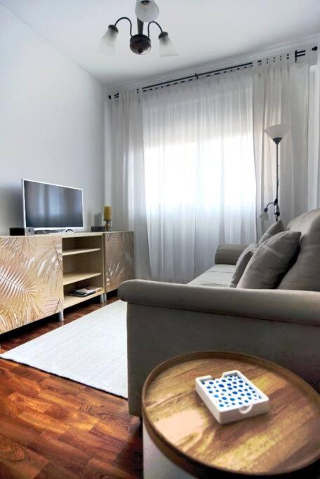 Piso tranquilo y acogedor a 3 min a pie del centro - B&B Santander