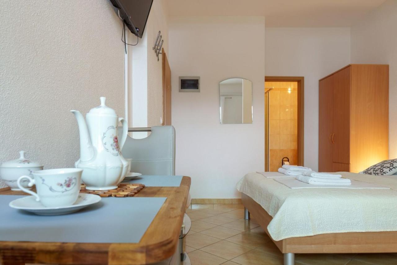 Studio - Ground Floor