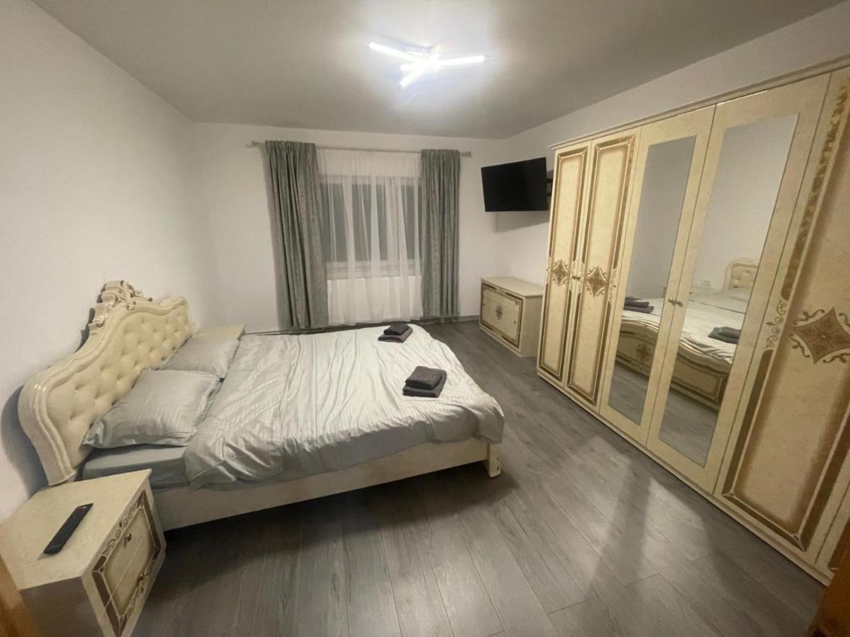 Apartament Zarnesti - B&B Zărneşti