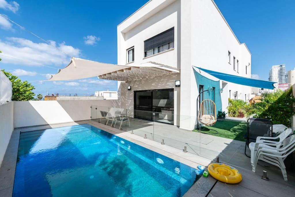 Privet hot pool, hot tub, sea, villa - Chambres d’hôtes