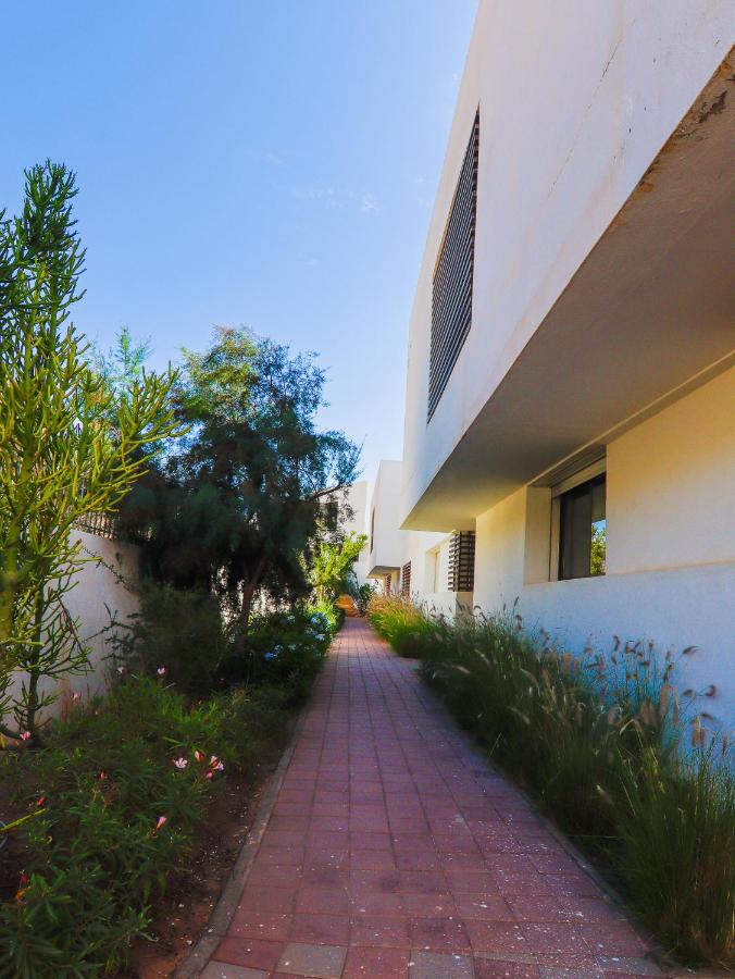 Ines Taghazout - Luxe - Piscine - 4 or 5 Px - B&B