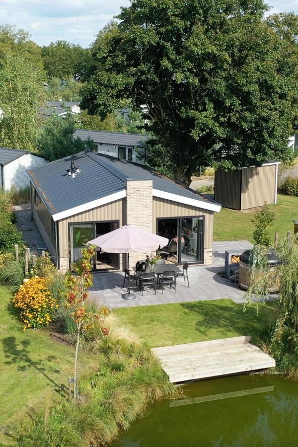 Wellness Chalet Veluwemeer - Bed and Breakfast Biddinghuizen