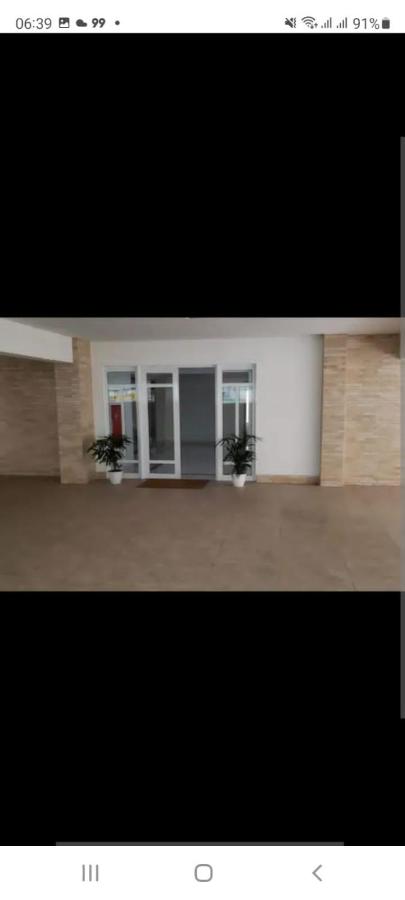 Apartamento a 50 metros da praia com garagem e wifi - B&B Santos