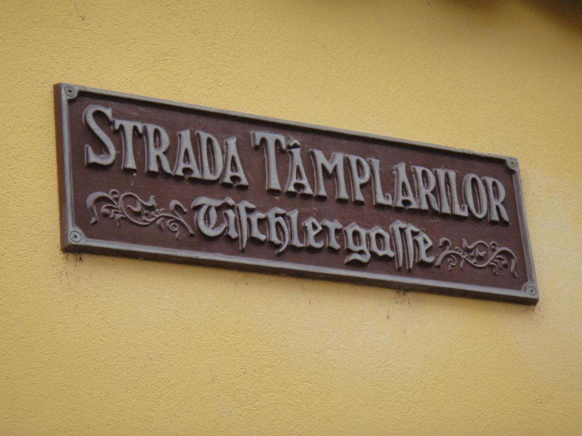 Dominic Boutique Tamplarilor - Bed and Breakfast Sighișoara