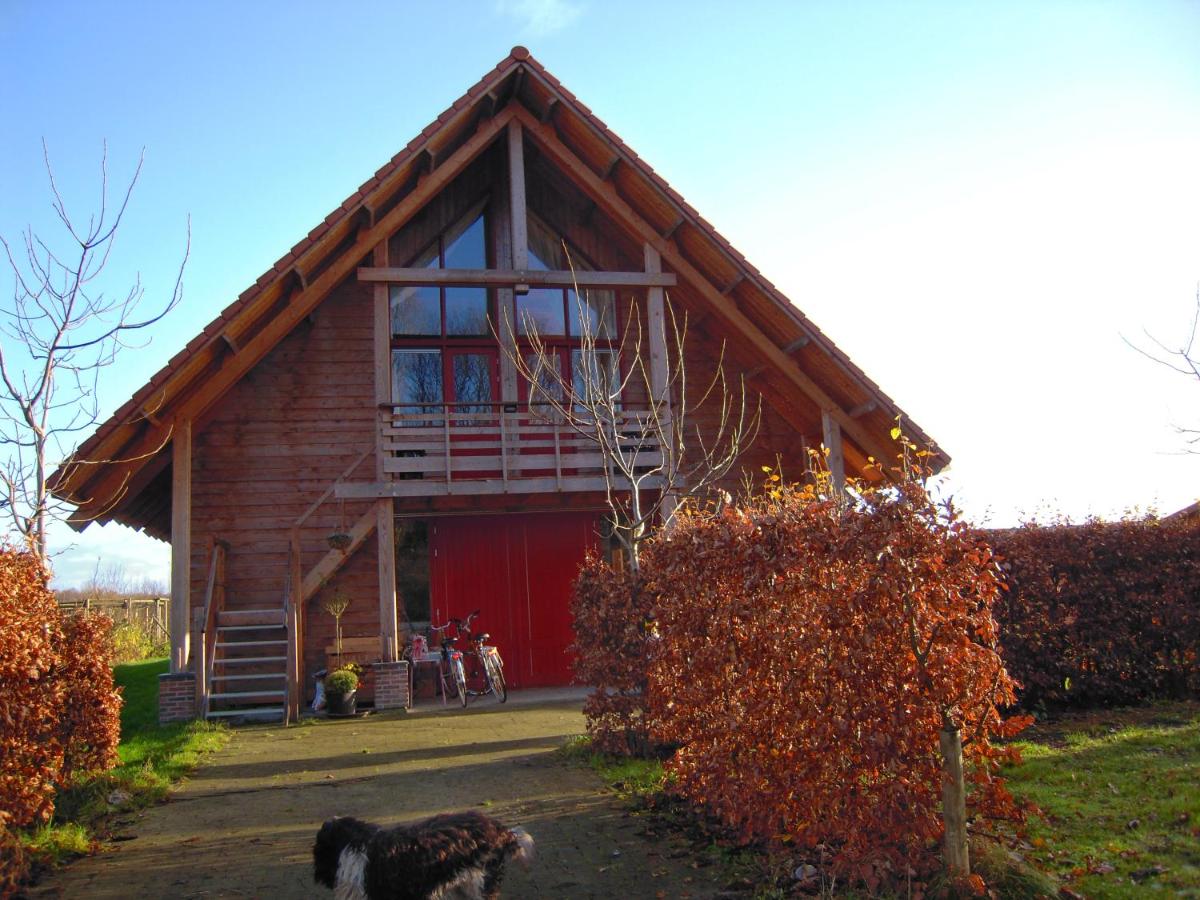 B&B Oude Pekela - B&B ZomersBuiten - Bed and Breakfast Oude Pekela