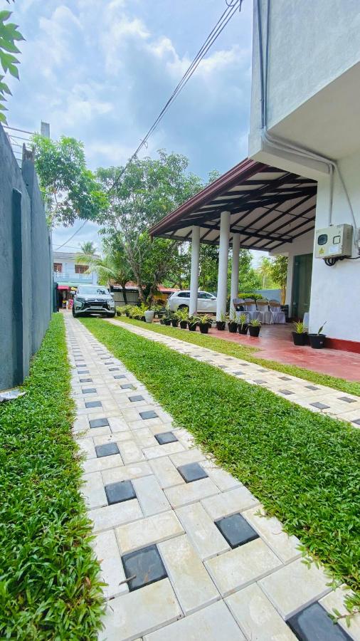 Hotel Polhena - B&B Matara