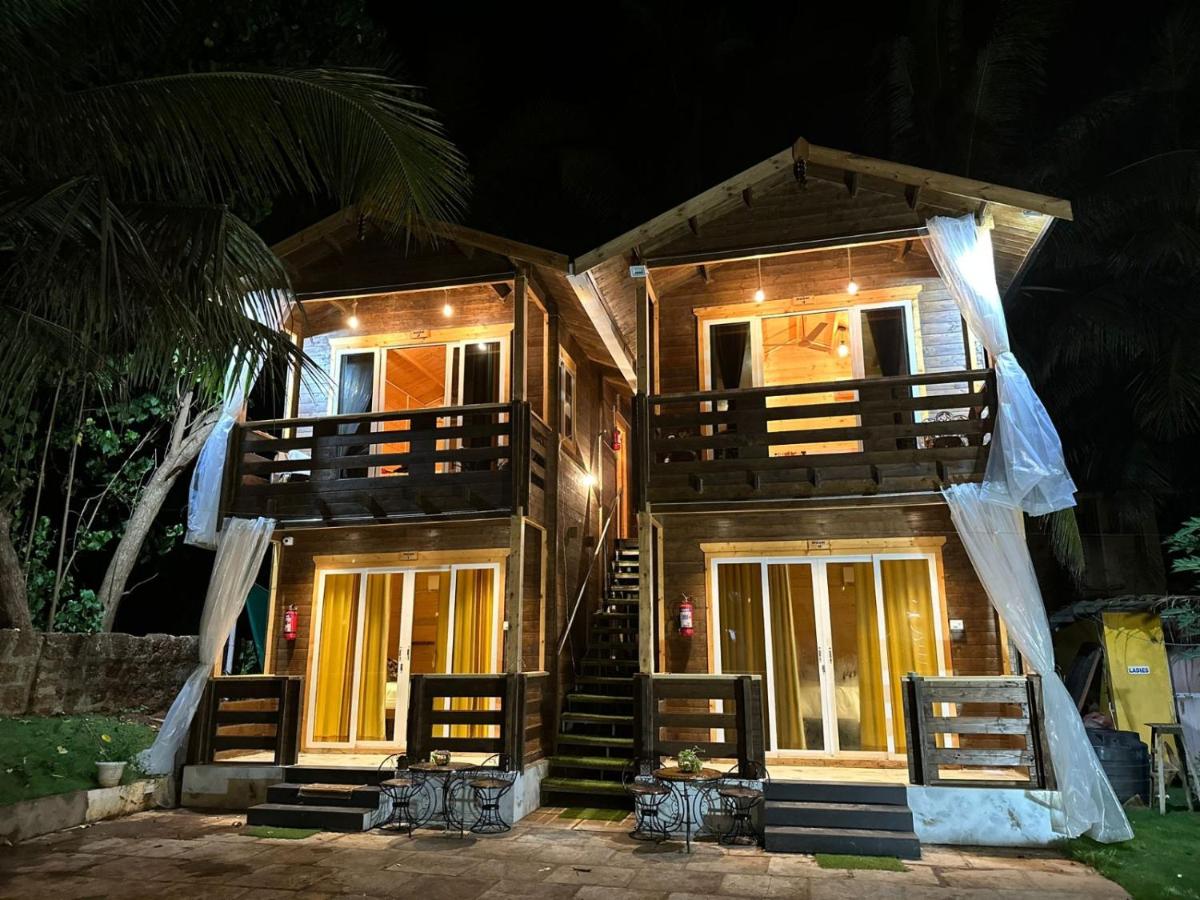 Georgies wooden homes stay - Bed and Breakfast