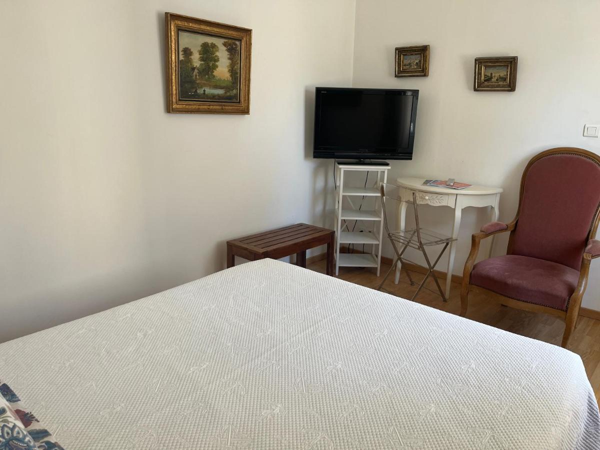 Chambre Familiale avec Salle de Bains Privative