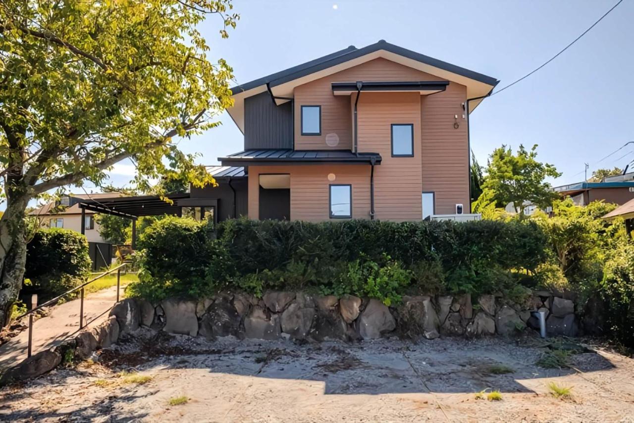 屋根付き屋外ガス式BBQ ぐらんぱる公園シャボテン動物公園絶好立地貸別荘stella 星空眺望 遊具 ホームシアター 大画面任天堂スイッチ - B&B Itō