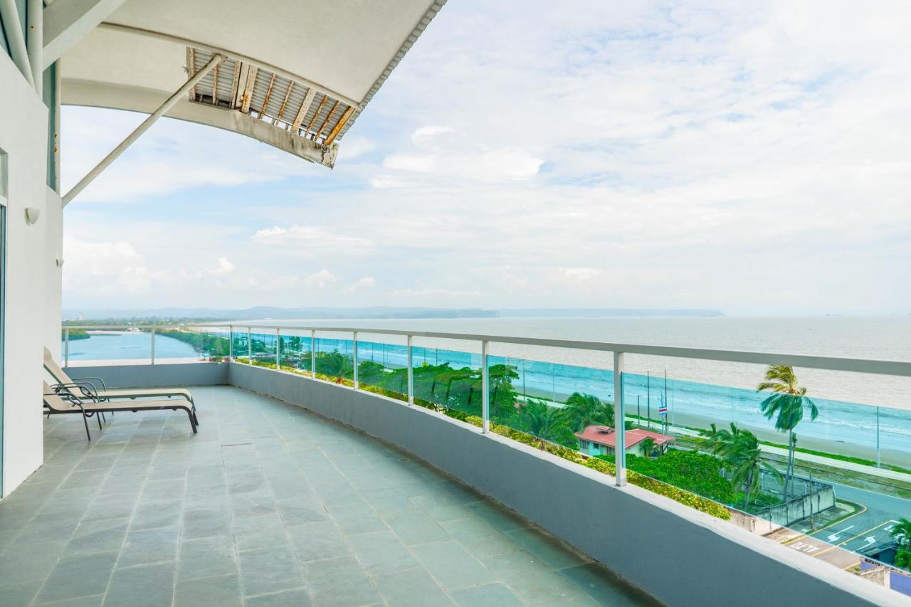 Penthouse Puerto Azul - Ferienwohnung