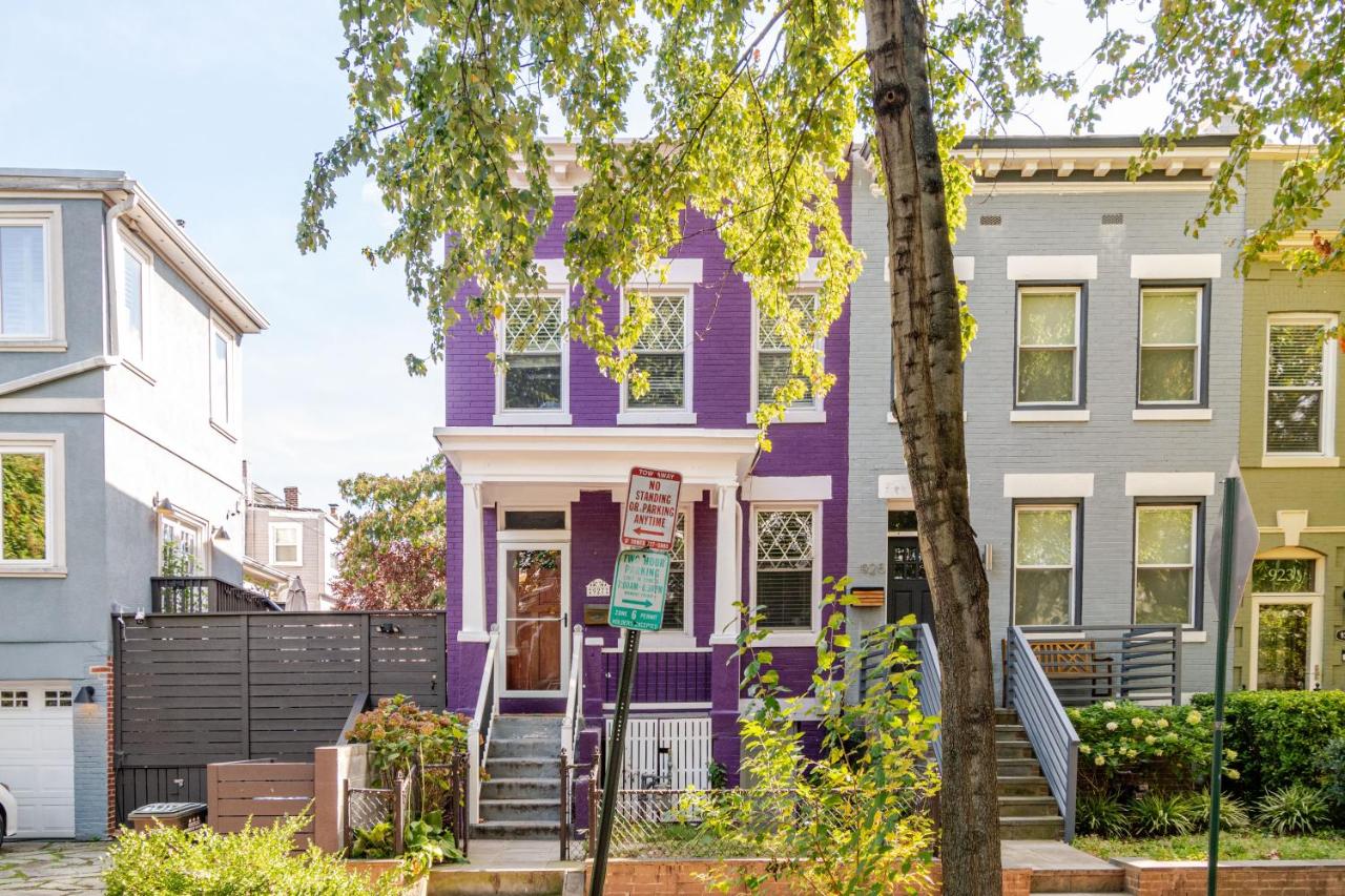 Elegant 4BR & 4BA House in DC - B&B