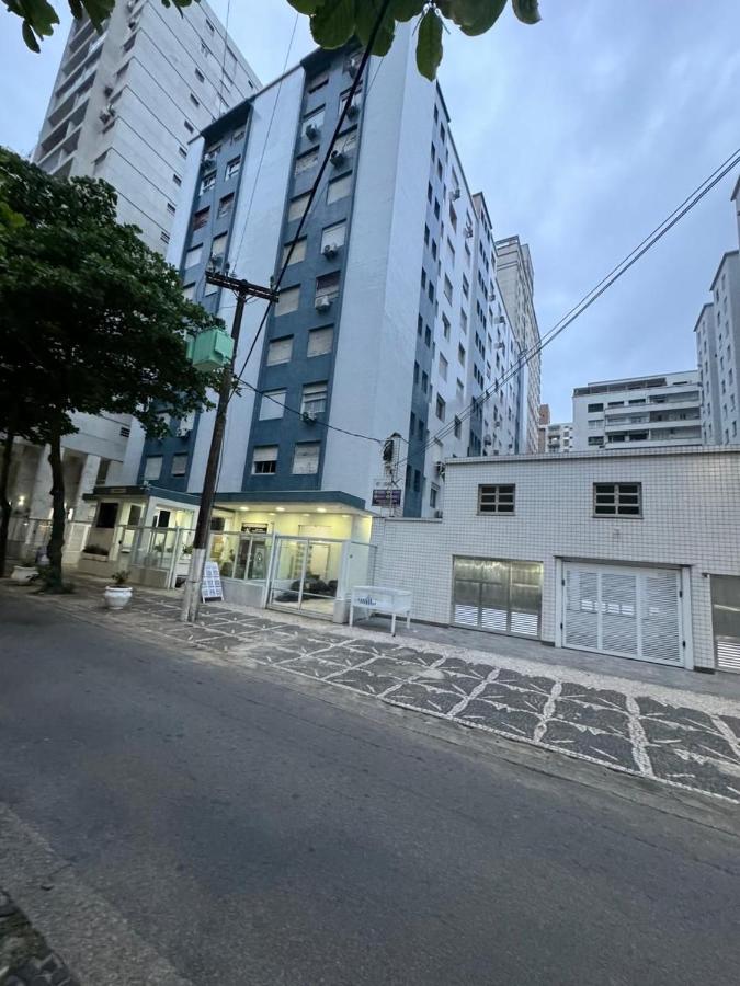 Apto Natalino Broleze - Pé na areia - B&B Guarujá