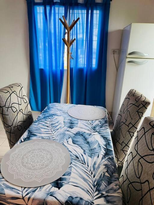 Apartment Los Nogales II - B&B