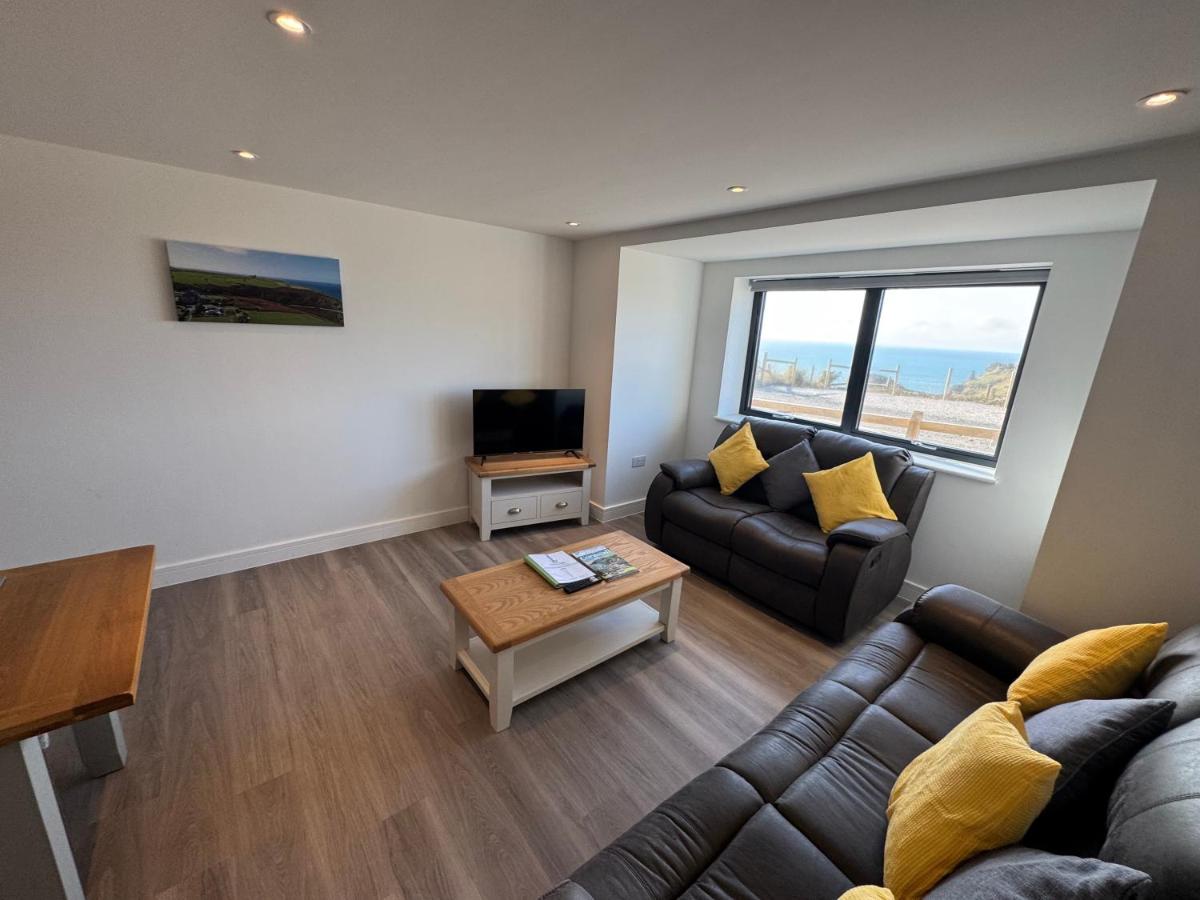 Merlin uninterrupted coastal view - B&B