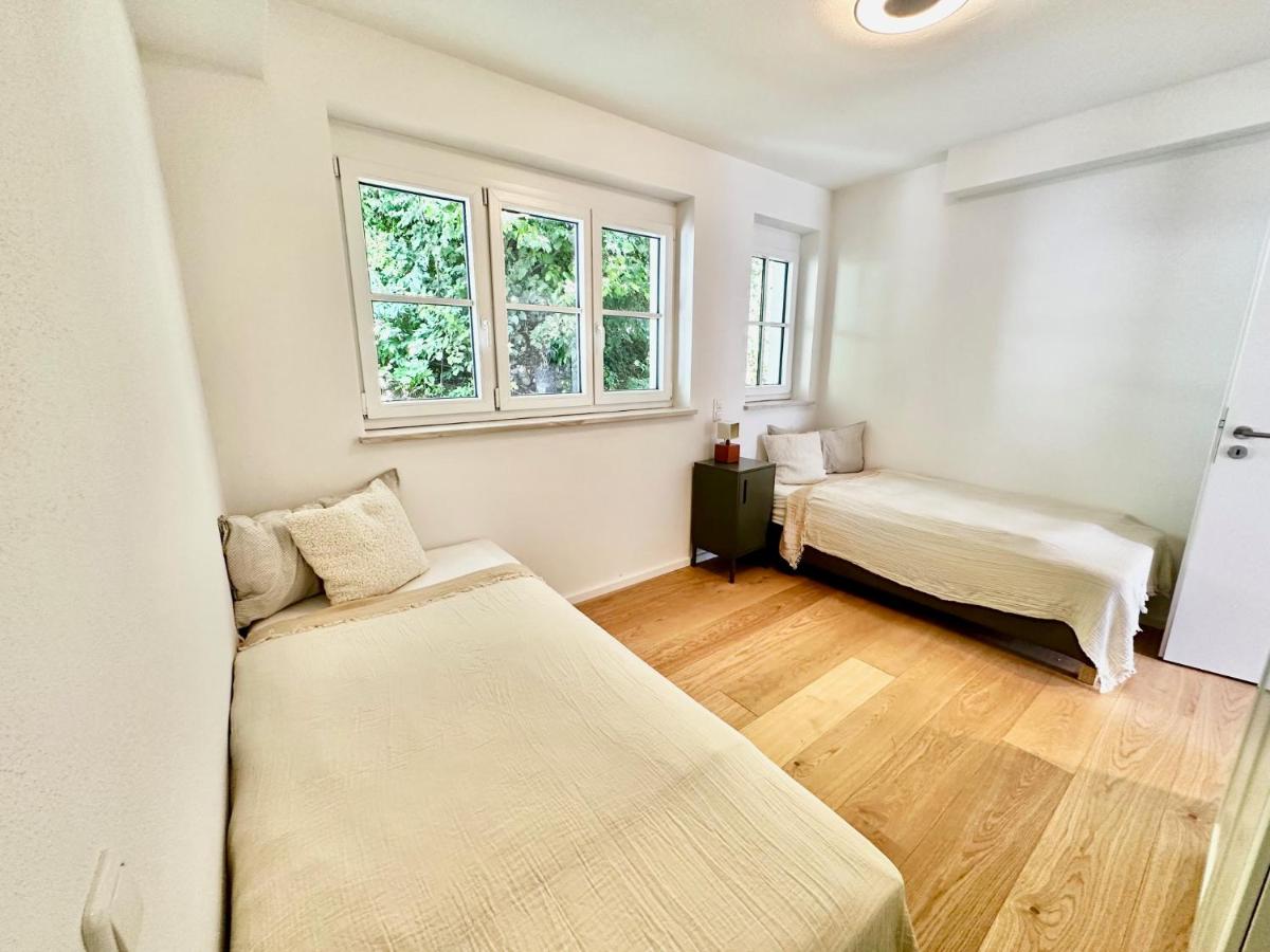 Three-Bedroom Apartment with Balcony