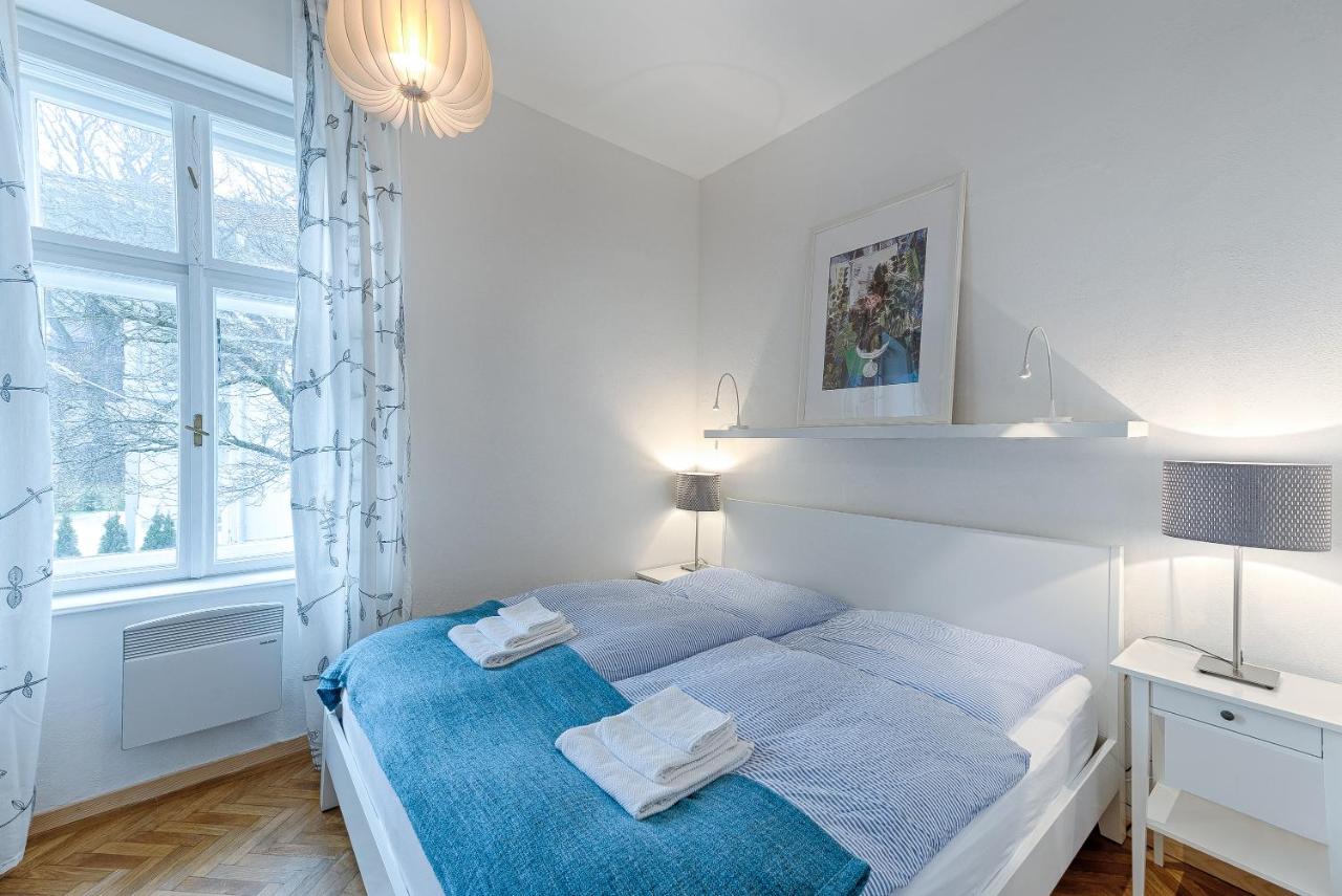 Apartamento con 1 dormitorio y vistas al jardín - Top 2