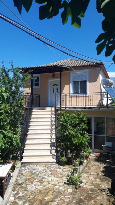 Simos Apartment - Bed and Breakfast