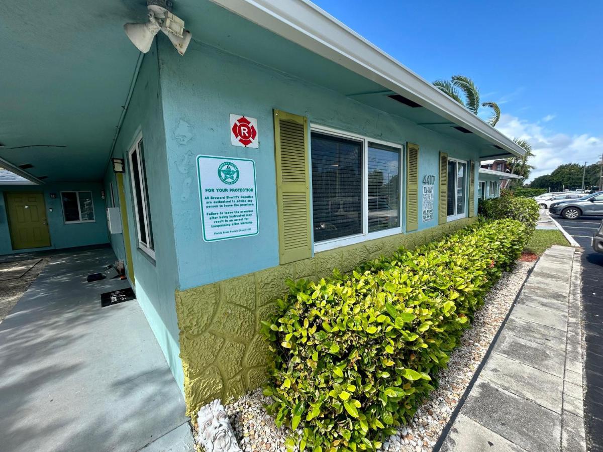 2 min walk to beach with free parking at Lauderdale 17-1 - Chambres d’hôtes Fort Lauderdale