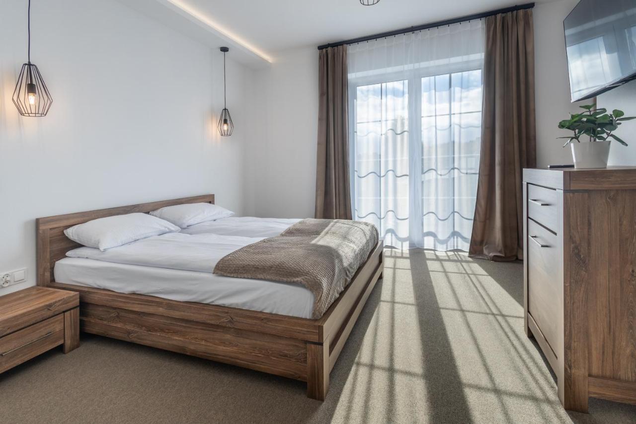 Doppelzimmer mit Balkon