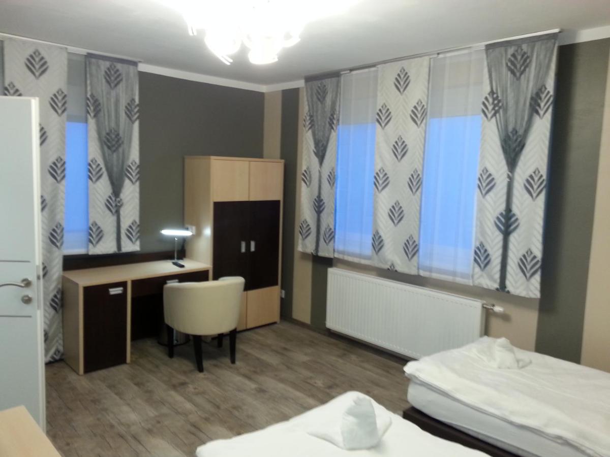Pension Central Semmering - B&B