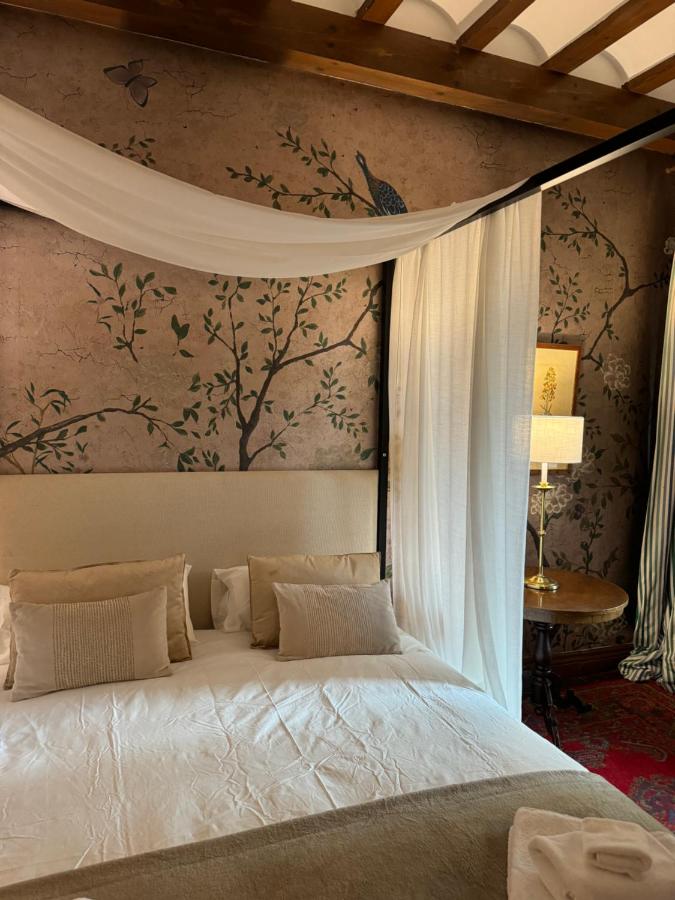 Standard Double Suite